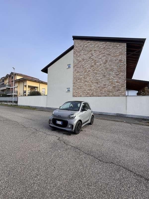Grigio Usata 2020 Smart ForTwo Coupé Utilitaria | 12.900 € (Cara) - Immagine 1/4