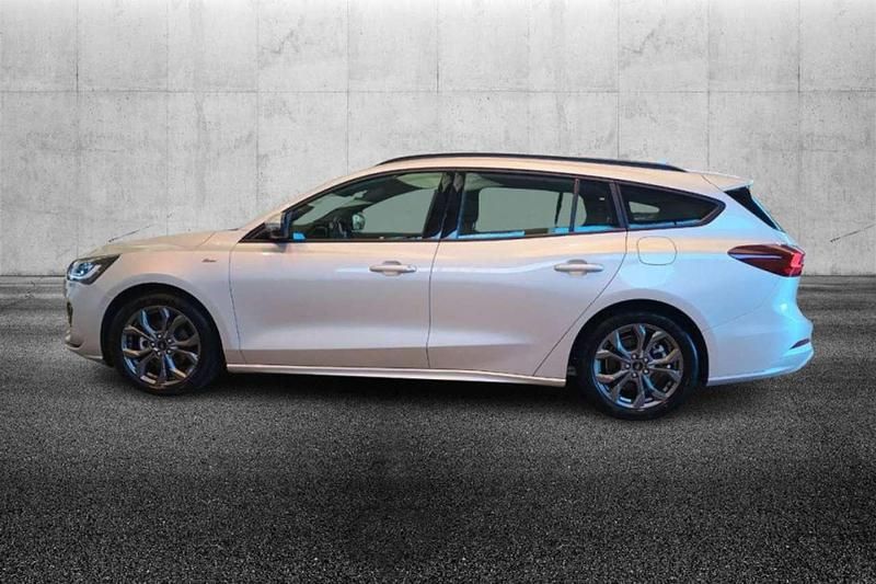 Usata Ford Focus ST-Line 125 CV (91 kW) 2025 Argento Station wagon