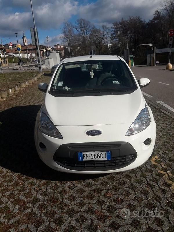 Usata Ford Ka Plus 69 CV (50 kW) 2016 Bianco Utilitaria