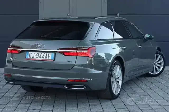 Usata Audi A6 Premium 204 CV (150 kW) 2022 Grigio Station wagon