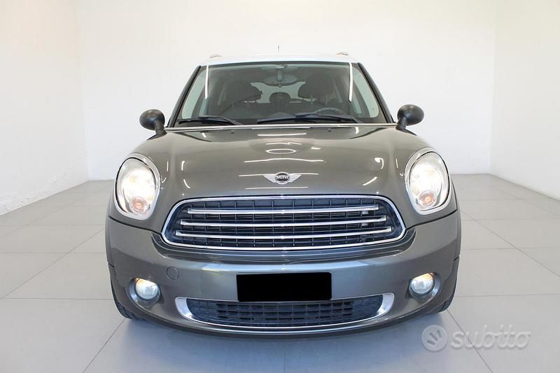 Usata Mini Cooper D Countryman 111 CV (81 kW) 2011 Grigio SUV