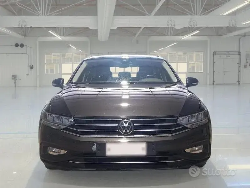 Usata VW Passat Business 150 CV (110 kW) 2021 Grigio Station wagon
