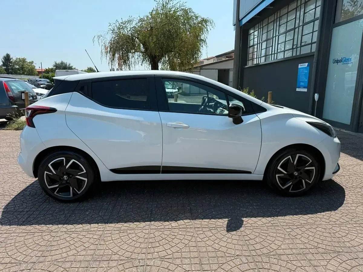 Usata Nissan Micra 92 CV (67 kW) 2021 Bianco Utilitaria