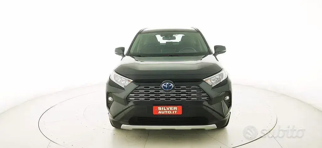 Usata Toyota RAV4 Hybrid Business Edition 178 CV (130 kW) 2022 Nero metallizzato SUV
