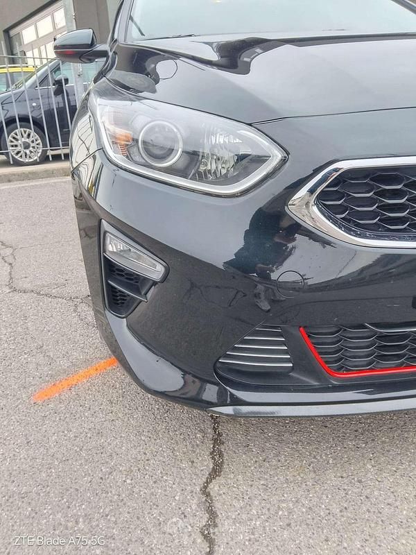 Usata Kia Ceed 116 CV (85 kW) 2019 Nero Utilitaria