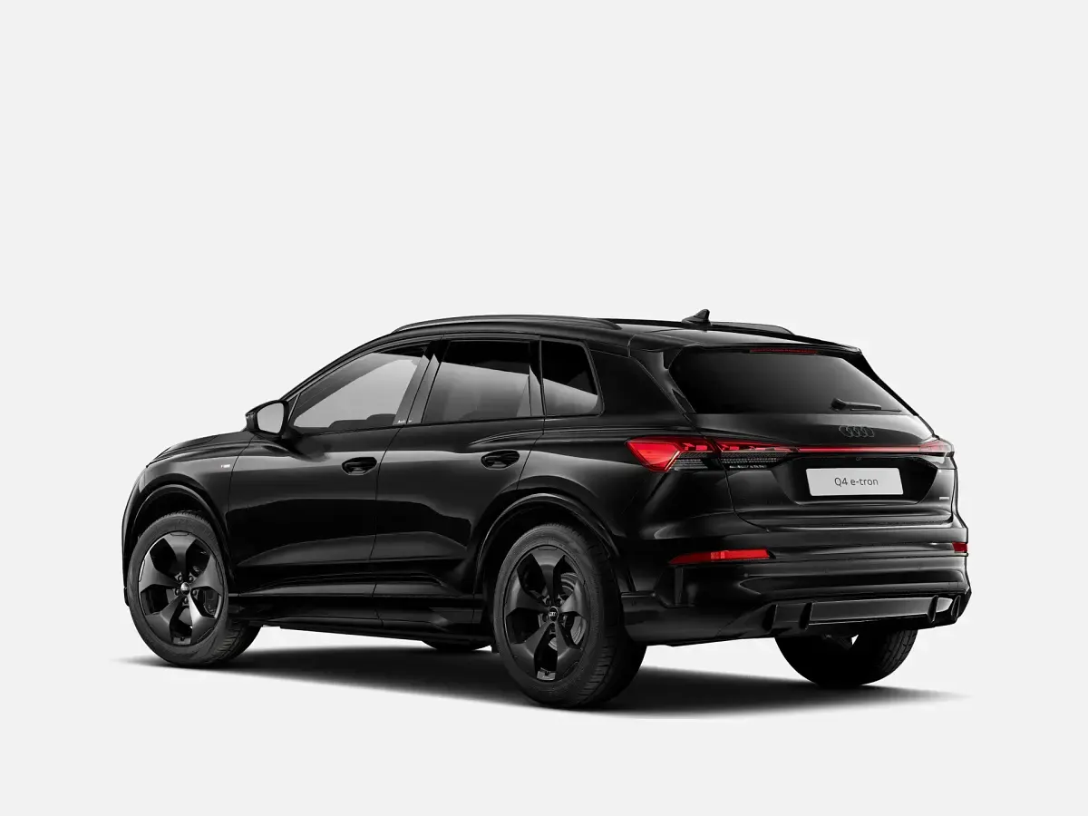 Nuova Audi Q4 e-tron S-Line 77 kW (105 CV) 2027 Nero mythos metallizzato SUV