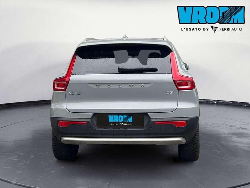 Grigio Usata 2025 Volvo XC40 Core SUV | 30.900 € (Ottimo prezzo) - Immagine 1/1
