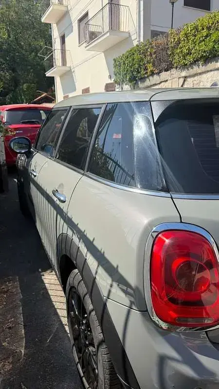 Usata Mini ONE 75 CV (55 kW) 2020 Utilitaria