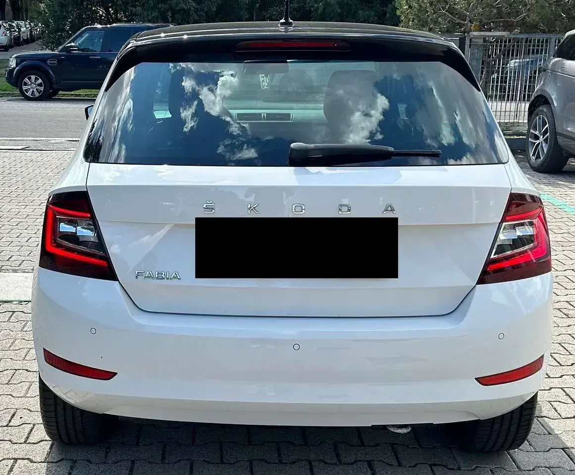 Usata Skoda Fabia Design Edition 60 CV (44 kW) 2020 Bianco Utilitaria