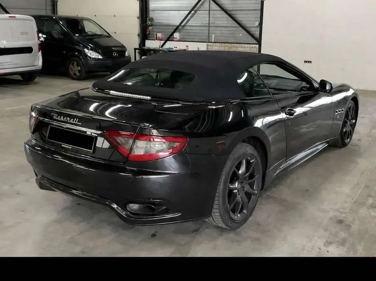 Usata Maserati GranCabrio 460 CV (338 kW) 2014 Nero Cabrio