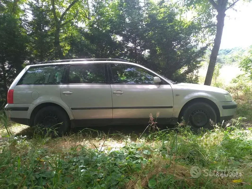 Usata VW Passat Comfortline 125 CV (91 kW) 1999 Argento Station wagon