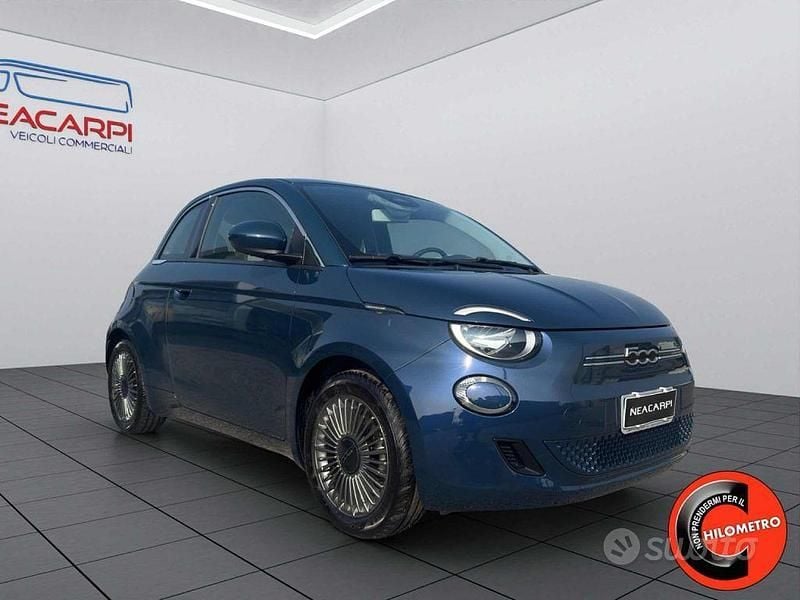Usata Fiat 500e Opening Edition 69 kW (95 CV) 2020 Blu perlato Utilitaria