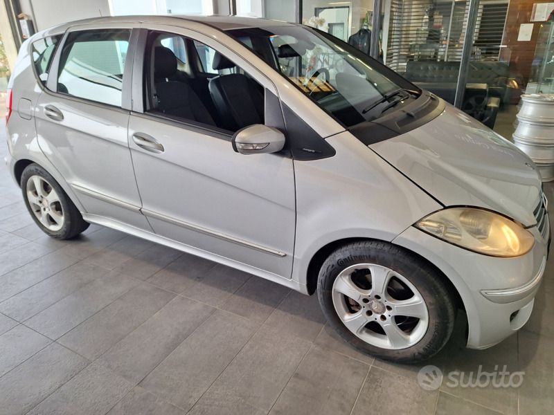 Usata Mercedes A180 Avantgarde 109 CV (80 kW) 2007 Argento Monovolume