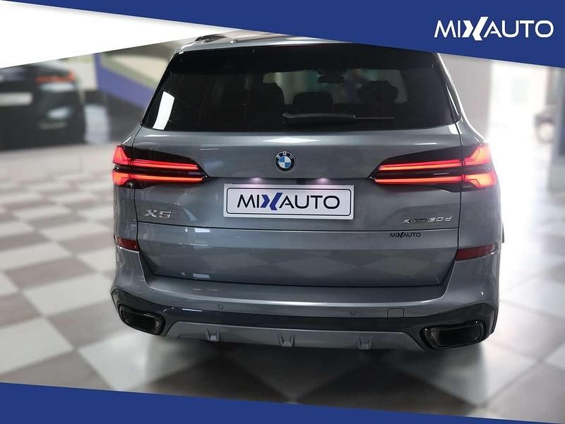 Usata BMW X5 M Sport 286 CV (210 kW) 2024 Grigio SUV