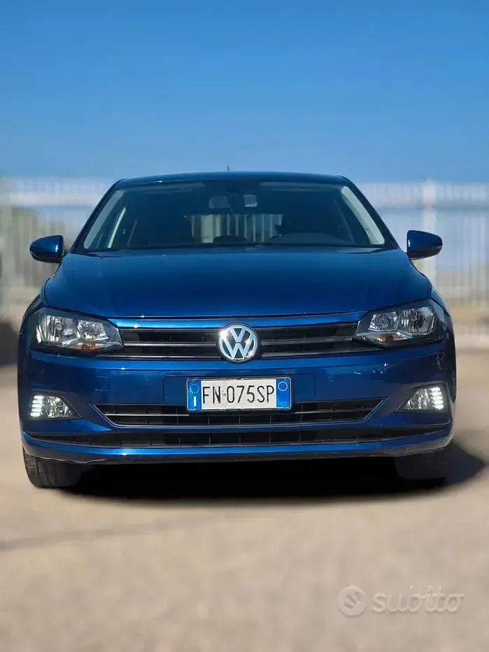 Usata VW Polo Comfortline 95 CV (69 kW) 2018 Bluazzurro Utilitaria