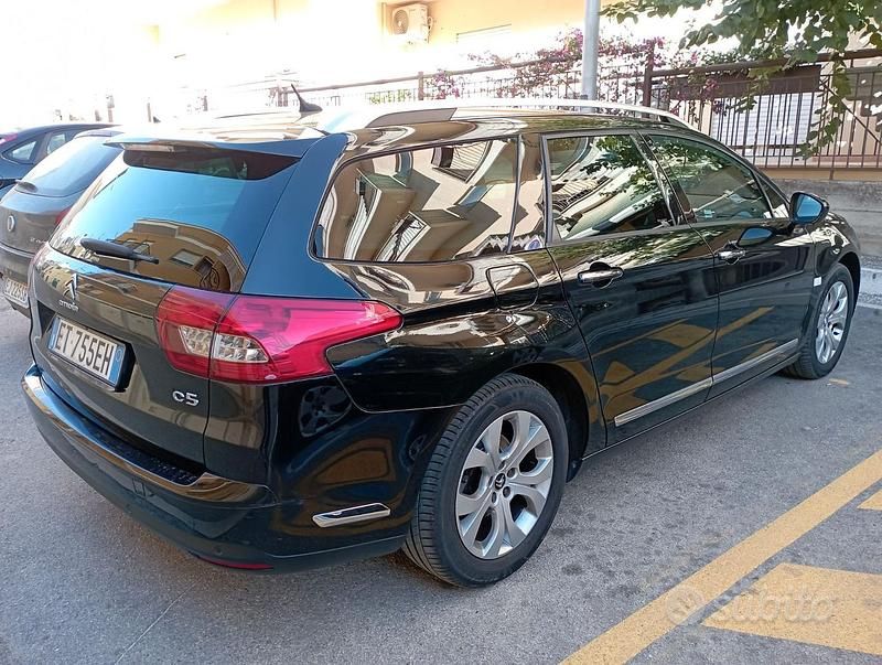 Usata Citroën C5 140 CV (102 kW) 2013 Nero Station wagon