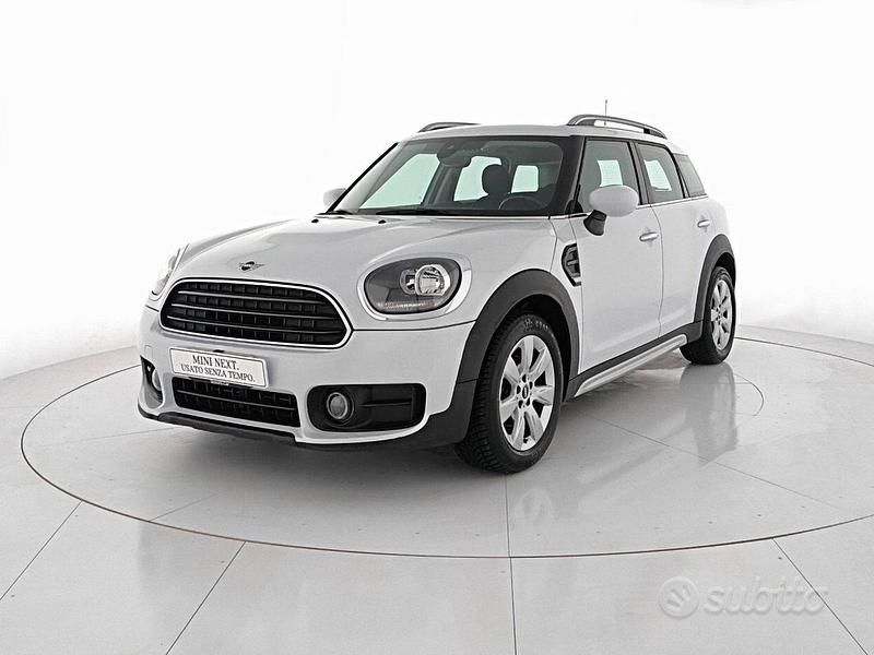 Usata Mini One D Countryman 116 CV (85 kW) 2020 Light white SUV
