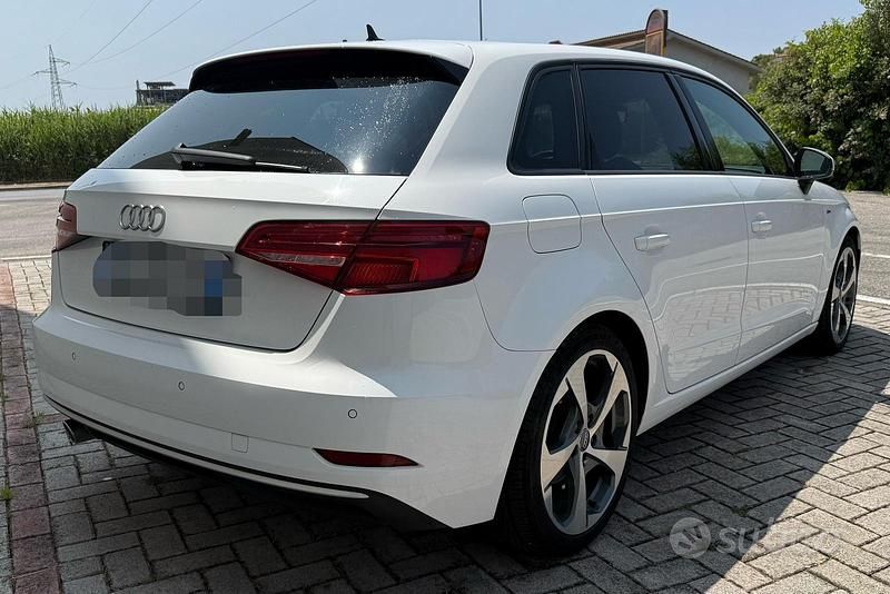 Usata Audi A3 S-Line 116 CV (85 kW) 2018 Bianco Berlina