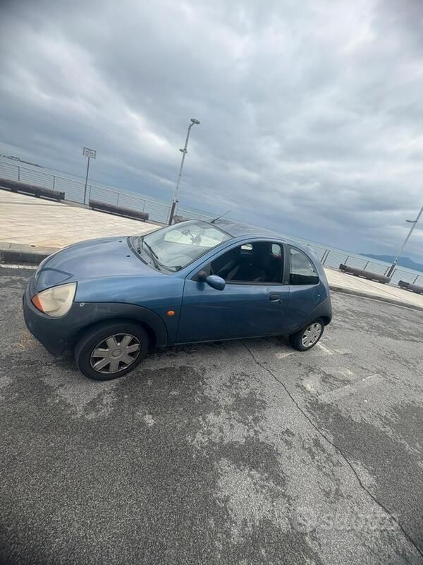Usata Ford Ka 60 CV (44 kW) 2005 Blu Utilitaria