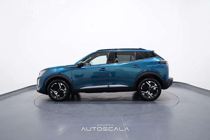 Usata Peugeot 2008 Allure 101 CV (74 kW) 2025 Blu vertigo SUV