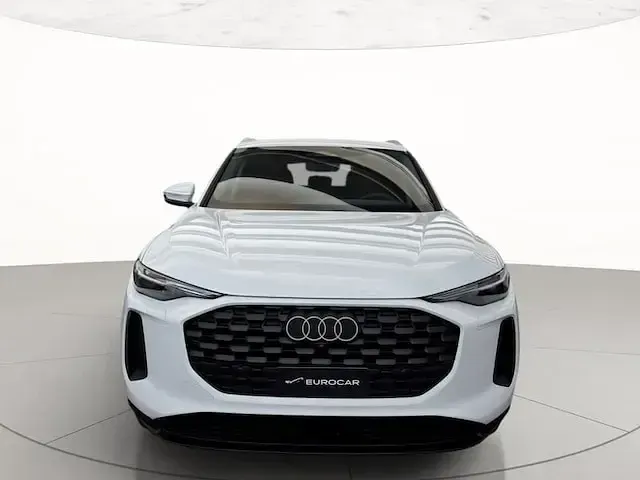 Nuova Audi Q5 Business 204 CV (150 kW) 2025 Bianco arkona SUV