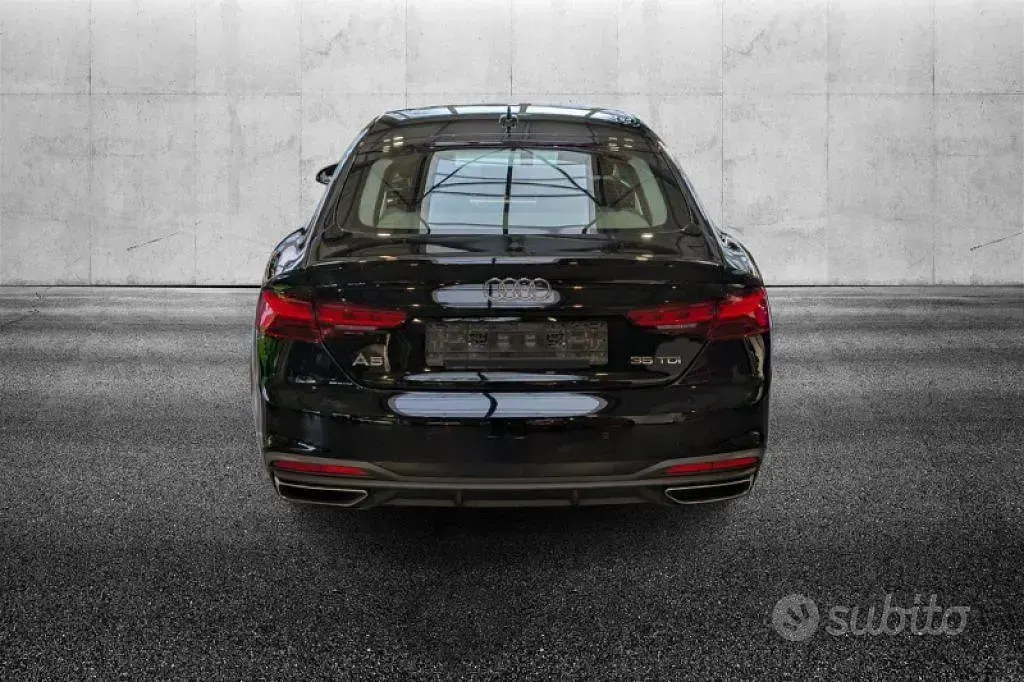 Gebraucht Audi A5 Comfort 163 PS (119 kW) 2021 Schwarz Coupé