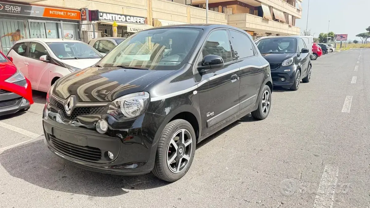 Usata Renault Twingo SE 69 CV (50 kW) 2018 Nero Utilitaria