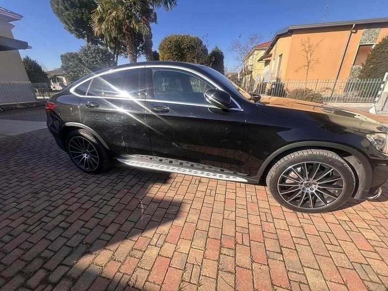 Usata Mercedes GLC250 Premium 204 CV (150 kW) 2018 Nero Coupé