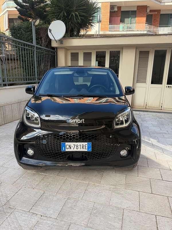 Usata Smart ForTwo Coupé Prime 22 kW (30 CV) 2023 Utilitaria