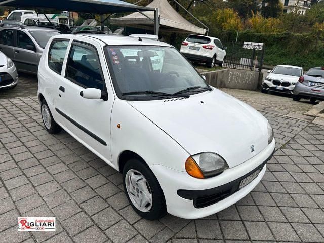 Usata Fiat 600 S 39 CV (28 kW) 1999 Bianco