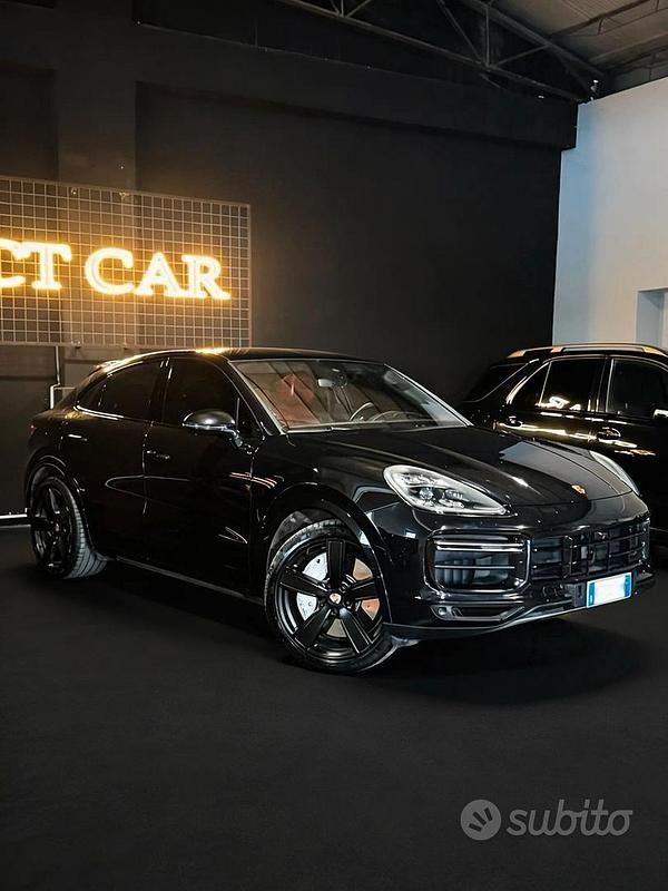 Usata Porsche Cayenne Turbo 549 CV (403 kW) 2019 Nero SUV
