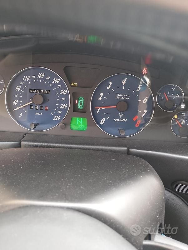 Usata Maserati GranSport 400 CV (294 kW) 2007 Blu Coupé