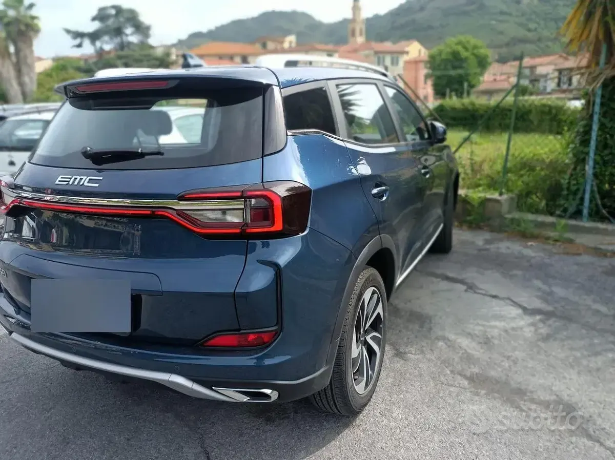 Nuova EMC SEI 113 CV (83 kW) 2025 Blu SUV
