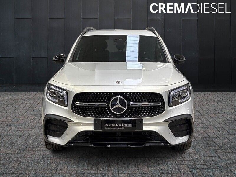 Usata Mercedes GLB180 Premium 116 CV (85 kW) 2021 Argento iridio ; SUV