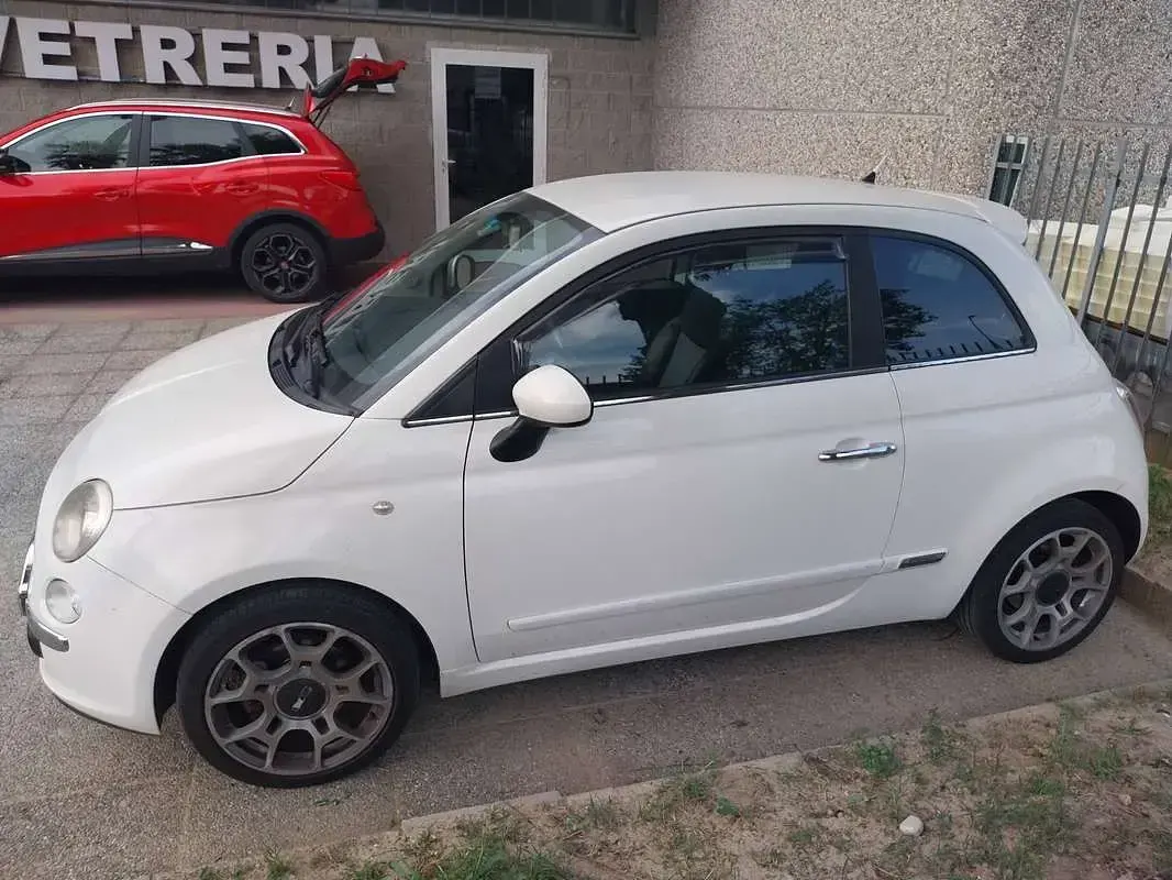 Usata Fiat 500 19 CV (13 kW) 2008 Bianco Utilitaria