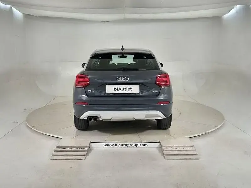 Usata Audi Q2 Business 149 CV (109 kW) 2018 Grigio SUV