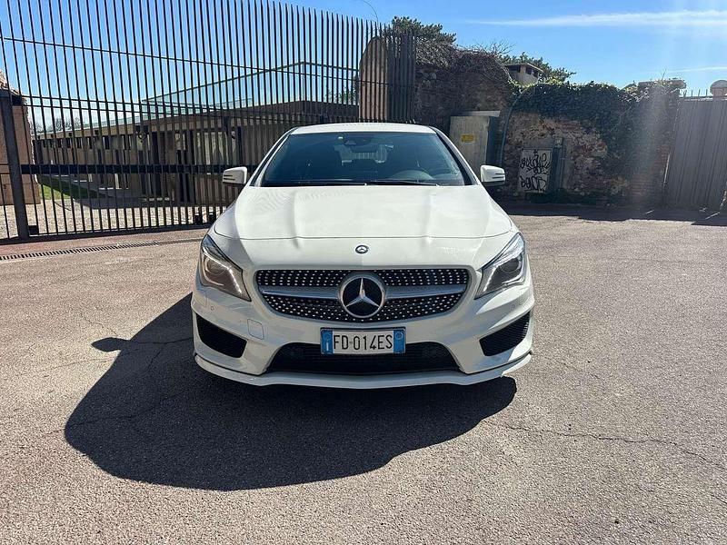 Usata Mercedes CLA220 Premium 177 CV (130 kW) 2016 Bianco Berlina