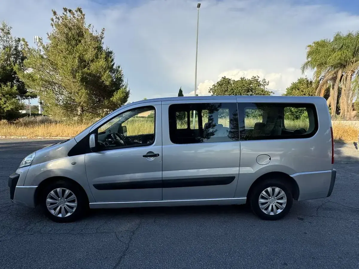 Usata Peugeot Expert 120 CV (88 kW) 2008 Argento Furgone