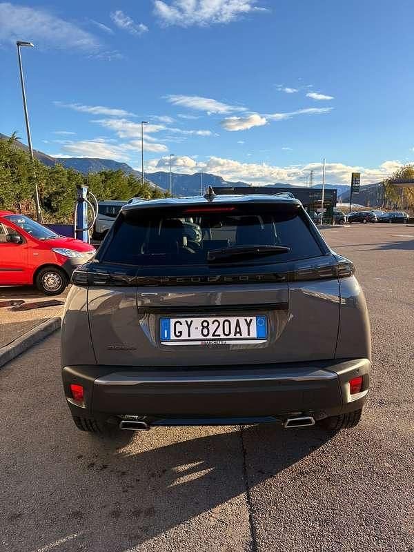 Usata Peugeot 2008 Allure 131 CV (96 kW) 2025 Grigio SUV