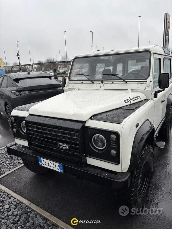 Usata Land Rover Defender 122 CV (89 kW) 2007 Bianco Station wagon