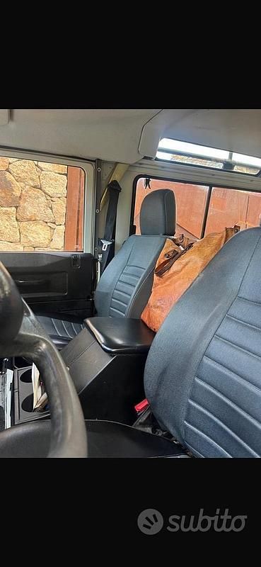 Usata Land Rover Defender 122 CV (89 kW) 2006 Bianco Station wagon