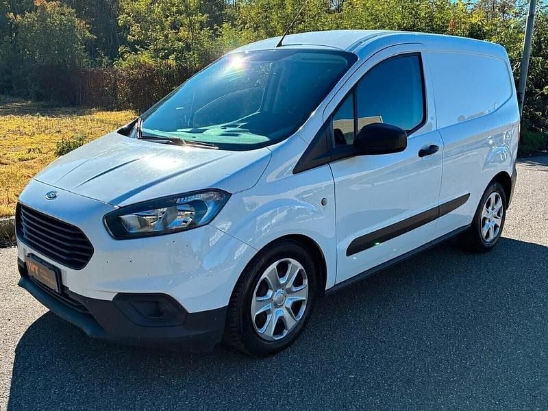 Bianco Usata 2020 Ford Courier Monovolume | 7300 € (Buon prezzo) - Immagine 1/4