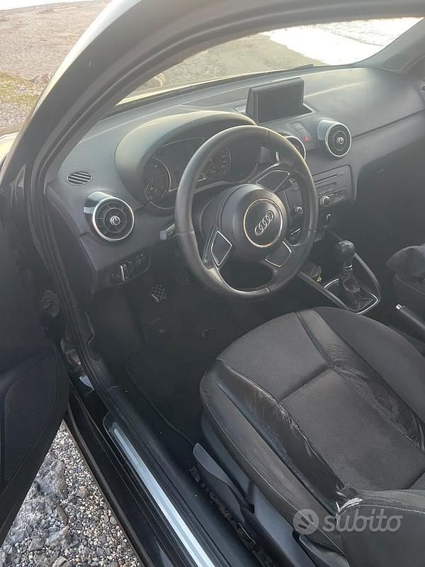 Usata Audi A1 90 CV (66 kW) 2011 Nero Utilitaria