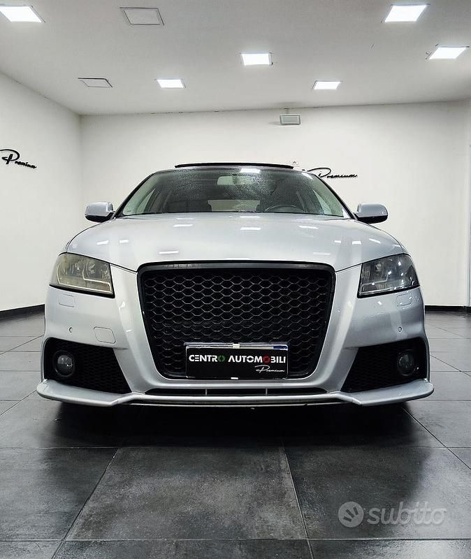 Usata Audi A3 Ambition 105 CV (77 kW) 2011 Grigio Utilitaria