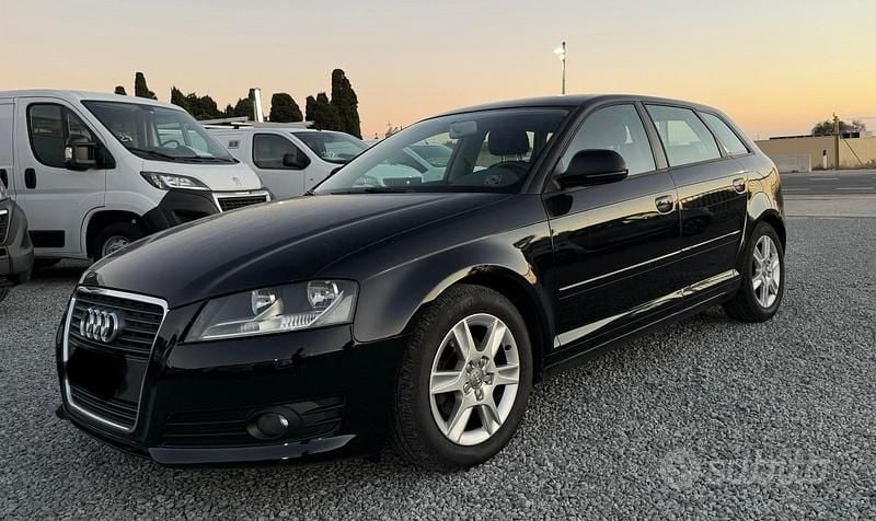 Nero Usata 2009 Audi A3 Tre volumi | 6550 € (Buon prezzo) - Immagine 1/4