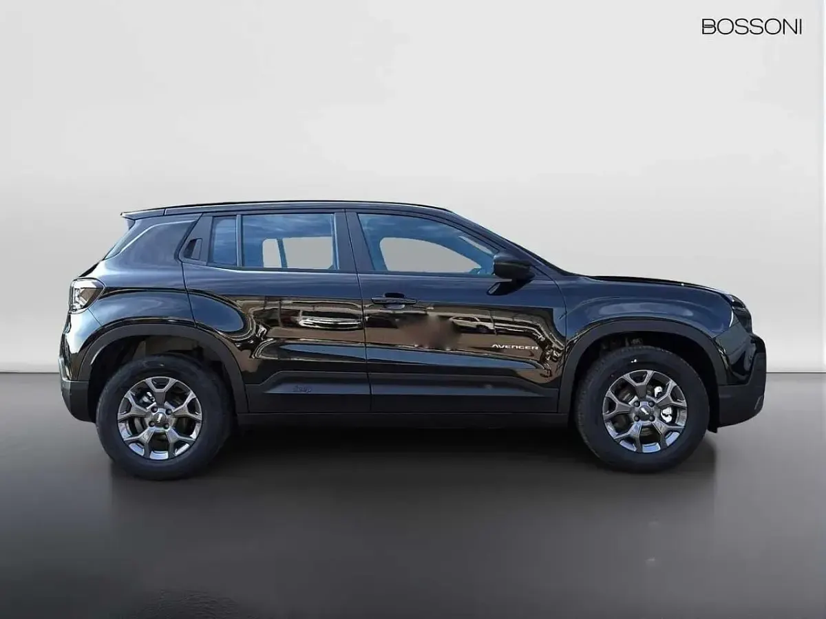 Nuova Jeep Avenger Longitude 101 CV (74 kW) 2026 Grigio SUV