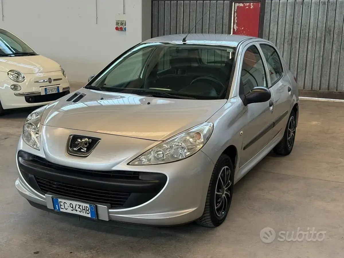 Usata Peugeot 206 60 CV (44 kW) 2010 Grigio Berlina