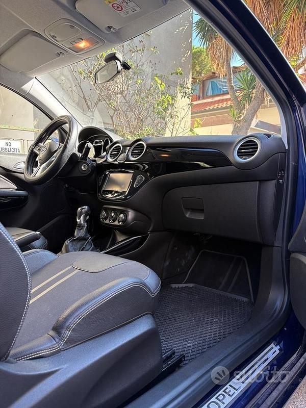 Usata Opel Adam Slam 116 CV (85 kW) 2015 Blu Utilitaria
