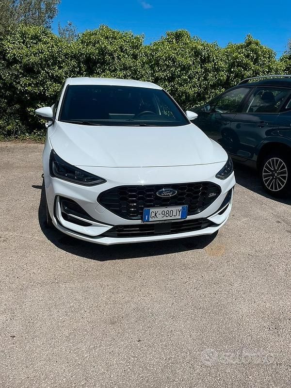 Usata Ford Focus ST-Line X 115 CV (84 kW) 2023 Bianco Berlina
