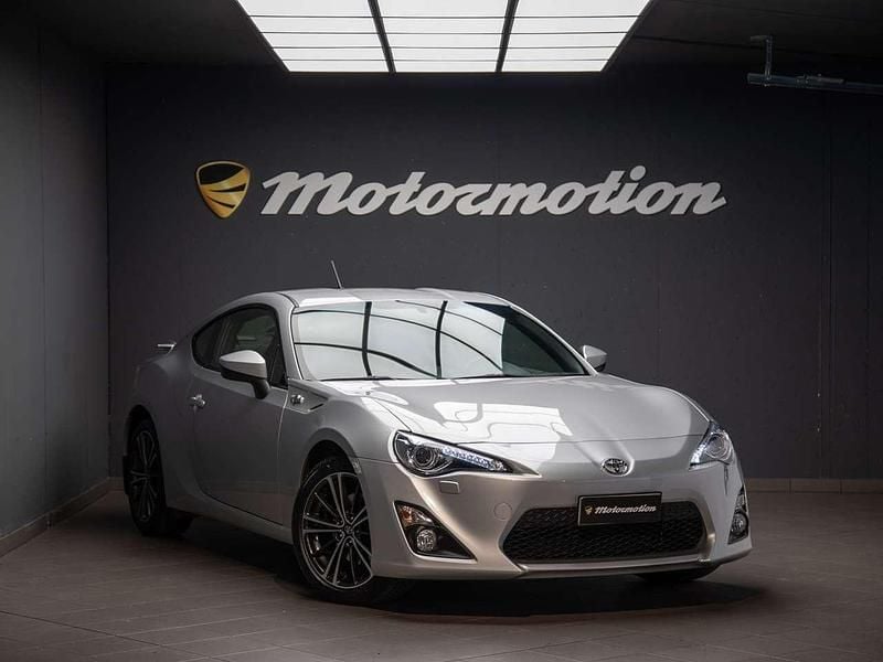 Usata Toyota GT86 GT 200 CV (147 kW) 2013 Argento Coupé
